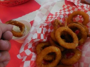 The onion rings are plentiful  (I recommend dipping them in ranch dressing)