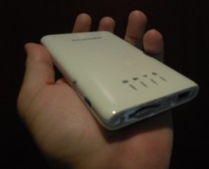 The RAVpower device is really light